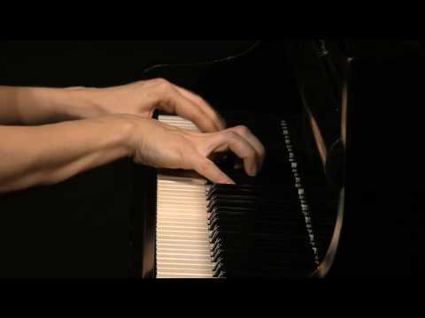 Youtube: Beethoven Sonata Op 57 "Appassionata" Mov1