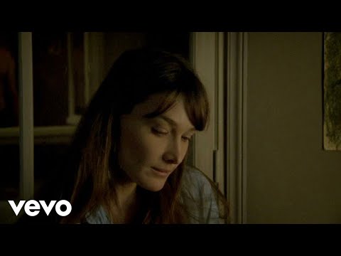 Youtube: Carla Bruni - Quelqu'un m'a dit (Official Music Video)
