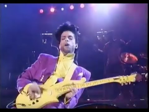 Youtube: Prince - "Diamonds & Pearls" (Live 1991)