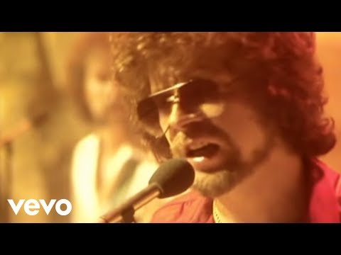Youtube: Electric Light Orchestra - Shine a Little Love (Official Video)