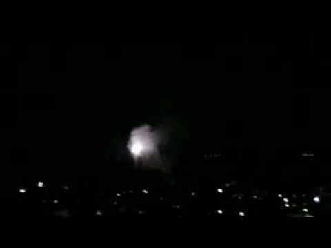 Youtube: ‫لحظة اطلاق الصواريخ‬ المحملة بلرؤؤس الكمياوية على الغوطة الشرقية حسبي الله ونعم الوكيل فيك يا بشار