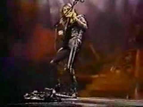 Youtube: Judas Priest - All guns blazing Live 1991, Painkiller tour