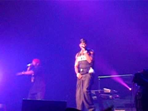 Youtube: 50 Cent-Straight to the bank(Live in de HMH)