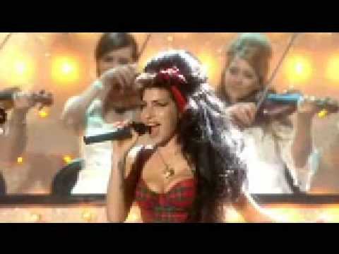 Youtube: Amy Winehouse - Valerie with Mark Ronson (Brit Awards 2008)