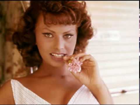 Youtube: Sophia Loren - Bing! Bang! Bong!
