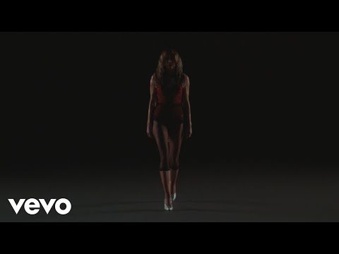 Youtube: Miley Cyrus - Used To Be Young (Official Video)