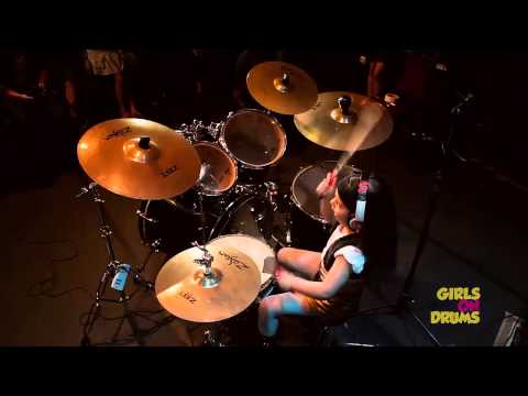 Youtube: Eduarda Henklein (5 years old ) cover Drum /System Of A Down - Chop Suey