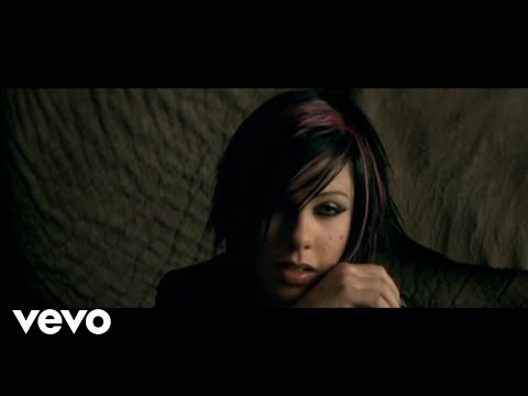 Youtube: P!nk - Just Like A Pill (Official Video)