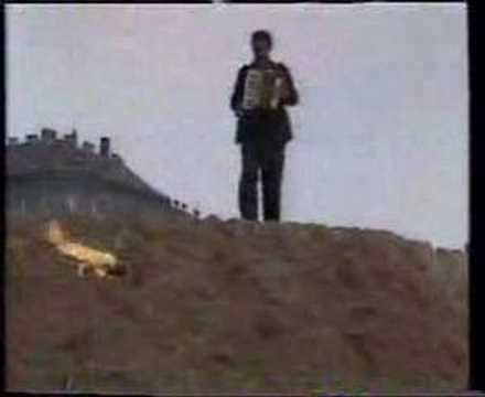 Youtube: Die Tödliche Doris - Naturkatastrophenkonzert (1984)