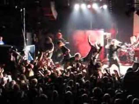 Youtube: Pressure Fest Dortmund As I Lay Dying - 94 Hours