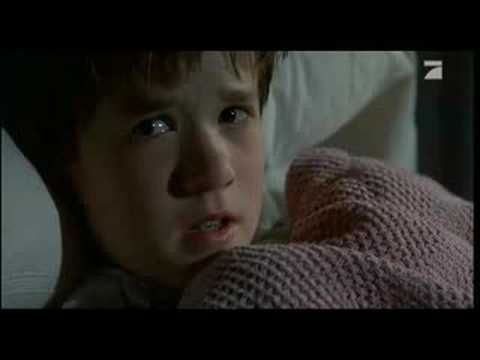 Youtube: The Sixth Sense - Ich sehe Tote Menschen!