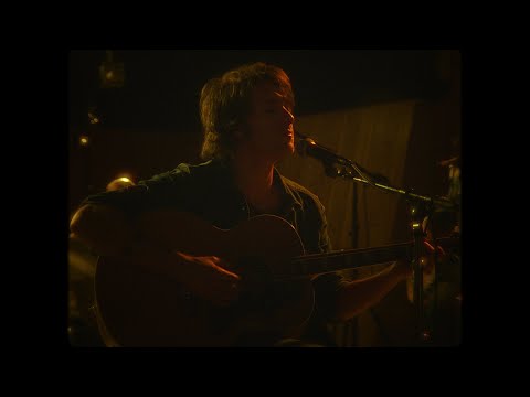 Youtube: Paolo Nutini - Through The Echoes (Live In The Bittersweet)