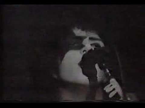 Youtube: New York Groove-Ace Frehley