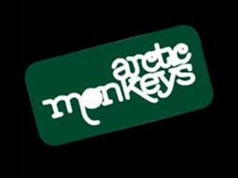 Youtube: Arctic Monkeys - Mardy Bum