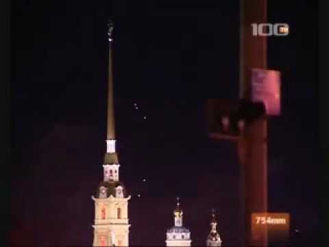 Youtube: UFO over Russian Cathedral 2011