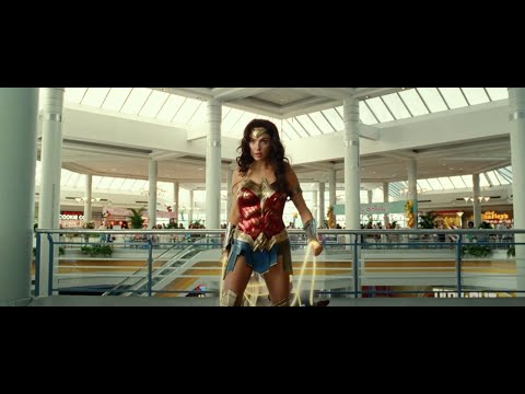 Youtube: Behind The Scenes of Wonder Woman 1984 | Revlon