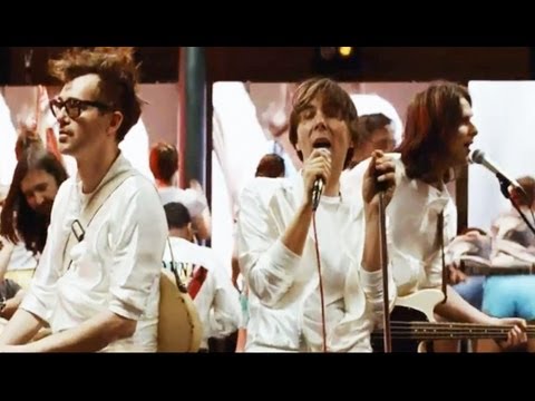Youtube: Phoenix - Trying To Be Cool (Official Video)