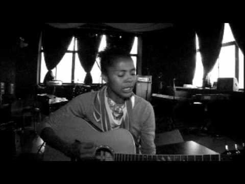 Youtube: Neo-Soul singer Ayo sings "Lonely"