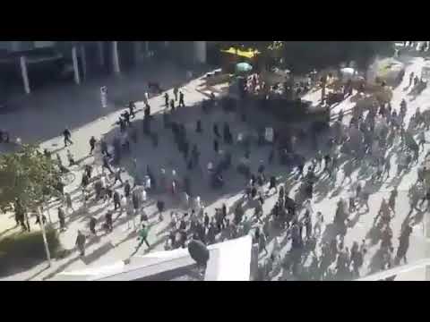 Youtube: 1000 neonazis hunt refugees and immigrants, attacking w