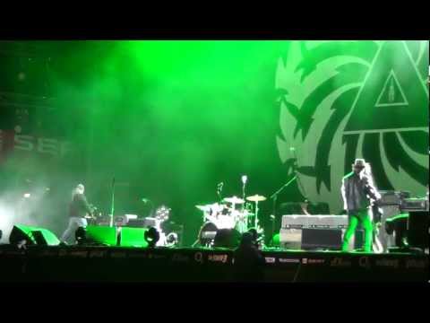 Youtube: Soundgarden - "Beyond the Wheel" / Rock am Ring 01.06.2012