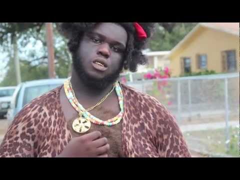 Youtube: ALL ROLLS EVERYTHING ( Trinidad James - All gold Everything parody)