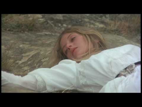 Youtube: Slowdive - When The Sun Hits (Picnic at Hanging Rock)