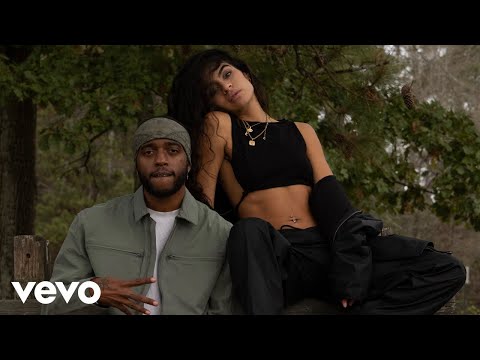 Youtube: Jessie Reyez, 6LACK - FOREVER (official video)