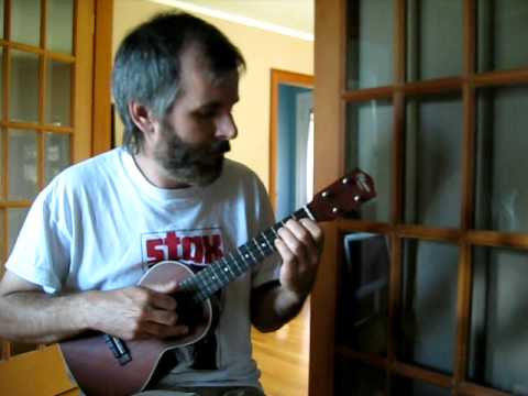 Youtube: Aphex Twin performed on ukulele