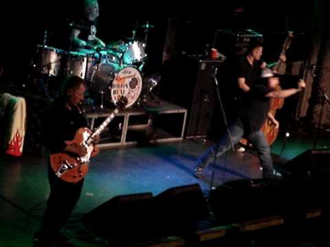 Youtube: Reverend Horton Heat rockin' Motorhead's Ace Of Spades with Blaine Cartwright of Nashville Pussy on vocals