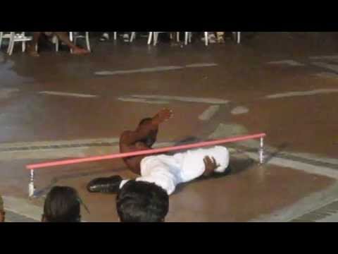 Youtube: Best Limbo Dancer (Bahamas)