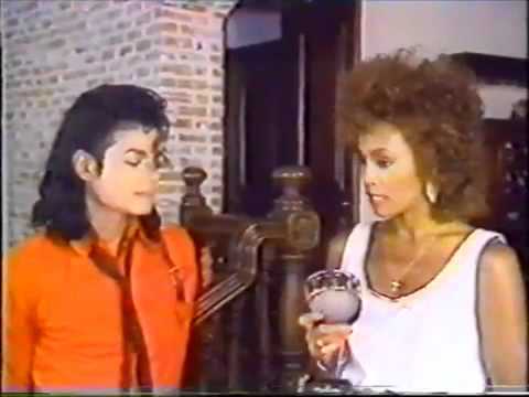 Youtube: Whitney Houston Gives Michael Jackson Award 1989 (Video 1of2)