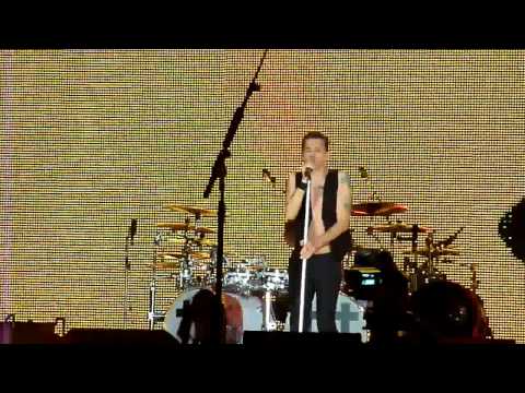 Youtube: Depeche Mode - Personal Jesus - Munich Olympiastadion 2009 HD