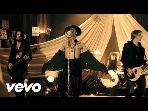 Youtube: Jane's Addiction - Underground