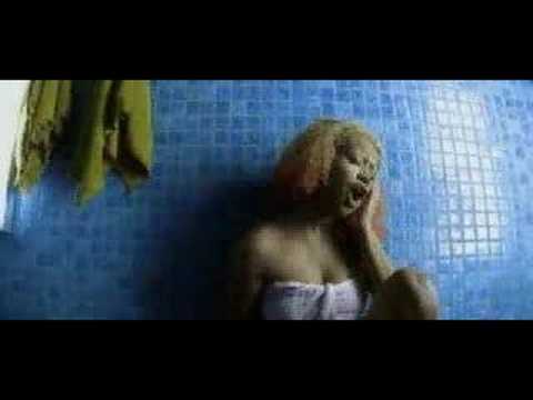 Youtube: Kelis- Caught Out There