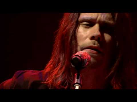 Youtube: Alter Bridge - Watch Over You - Live in Amsterdam