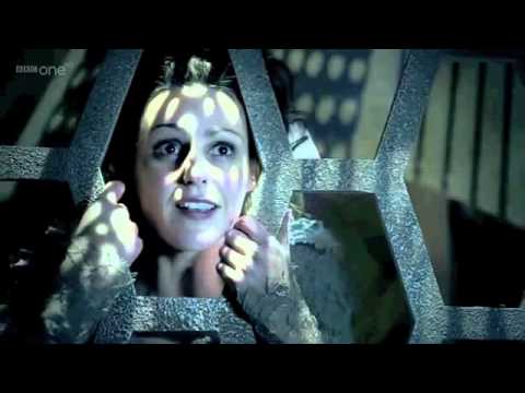 Youtube: The TARDIS is Sexy!