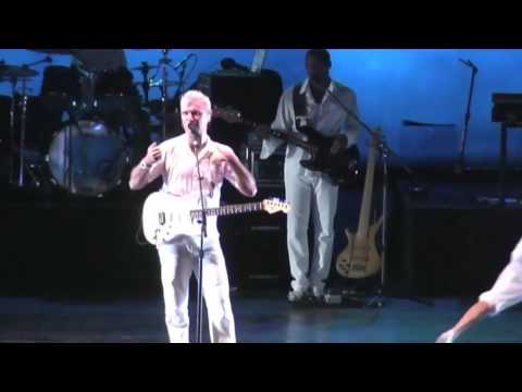 Youtube: David Byrne -once in a lifetime- live in Cagliari 2009 [HQ]