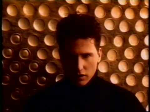 Youtube: OMD Sailing On The Seven Seas (US Version)