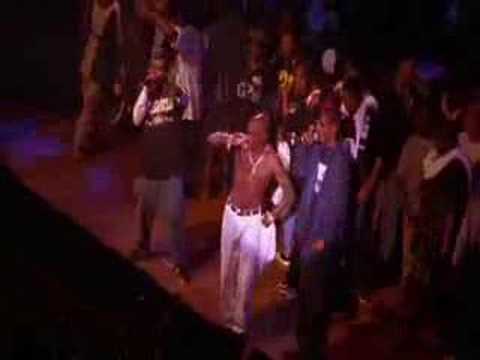 Youtube: Tupac Live at the House of Blues (2 Of Amerikaz Most Wanted)