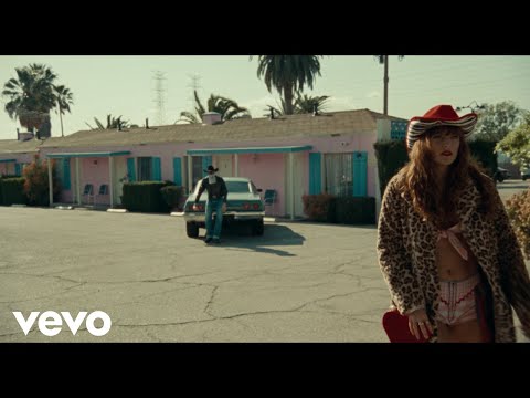 Youtube: Orville Peck - Hexie Mountains (Official Video)