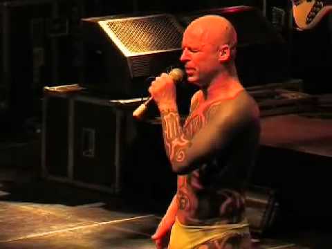 Youtube: Knorkator - Geld (live 2007)