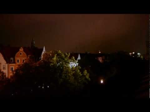 Youtube: Sprengung der Bombe in München Schwabing [HD 720p] 28.08.2012