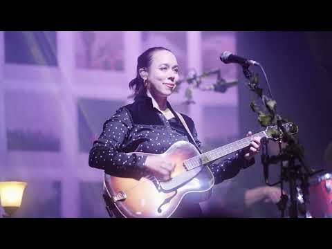 Youtube: Sarah Jarosz - "Runaway Train" (Live at Boulder Theater)