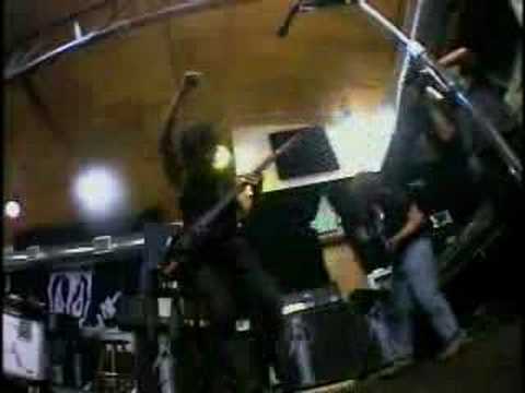 Youtube: Metallica - St.Anger (Live in Studio)