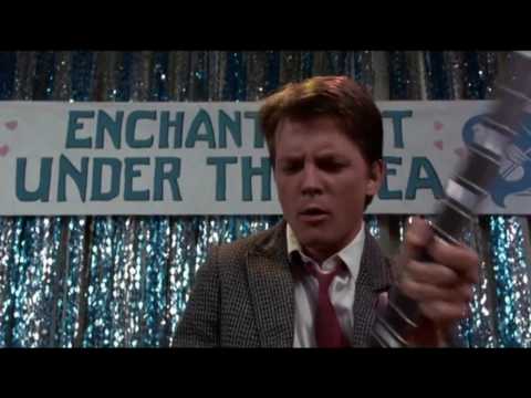 Youtube: Zurück in die Zukunft - Michael J. Fox - Johnny B. Goode - HD