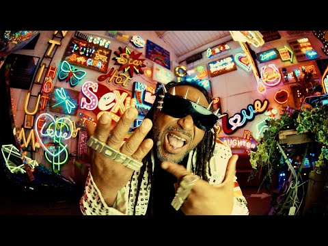 Youtube: Skindred - GIMME THAT BOOM (Official Video)