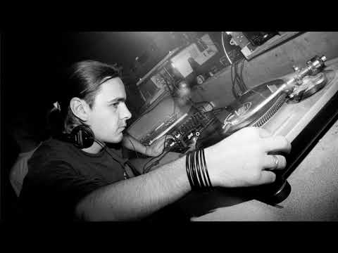 Youtube: Laurent Garnier @ Vibration Club Forst 1996 (remastered)