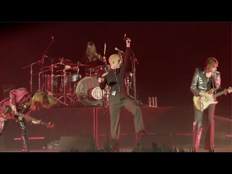 Youtube: Måneskin - ZITTI E BUONI (Live in Barcelona)
