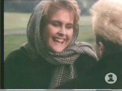 Youtube: Alison Moyet - All Cried Out
