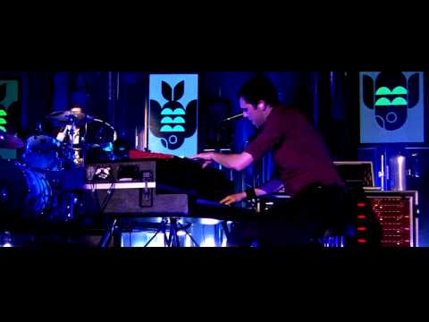 Youtube: Keane (HD) - Nothing in My Way (Live at O2 Arena)